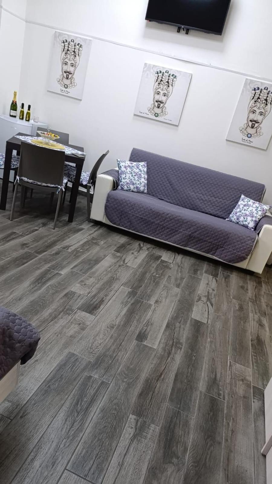 Il Castello Di Patty Apartment Катания Екстериор снимка